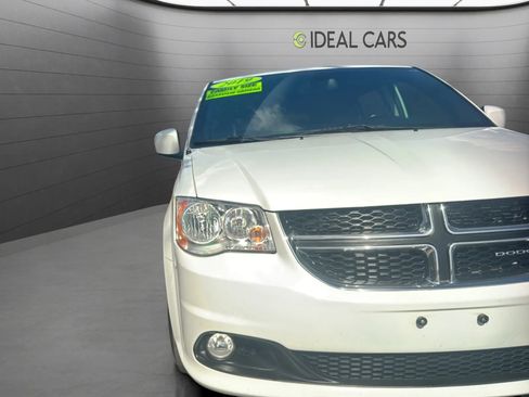 Used 2019 Dodge Grand Caravan SXT FWD image 27