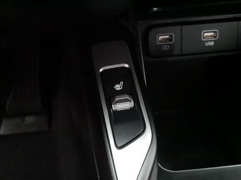 Used 2023 Kia Sorento EX FWD image 28