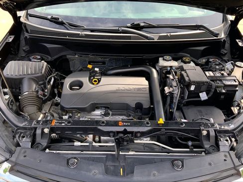 Used 2024 Chevrolet Equinox LT FWD image 29