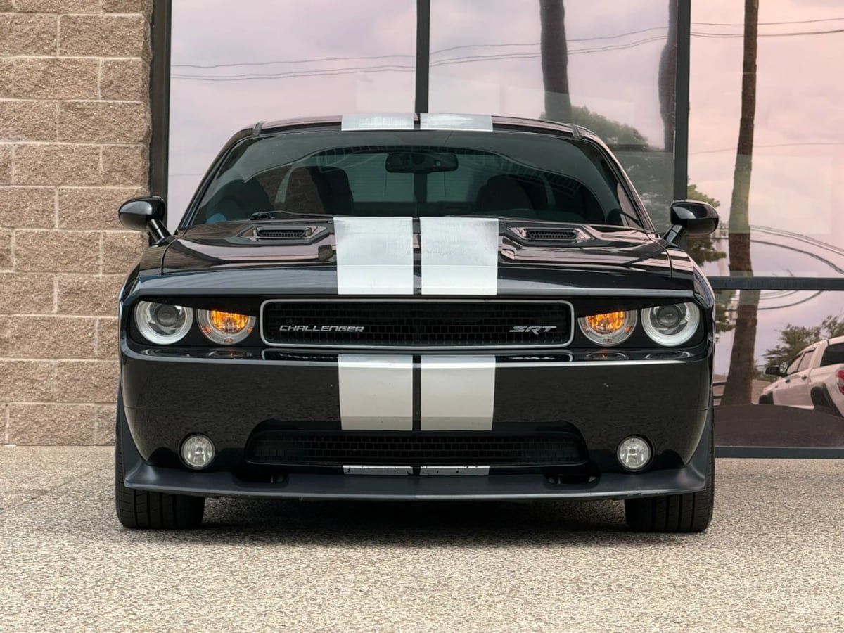 Used 2013 Dodge Challenger SRT8 w/ Harman Kardon Audio Group RWD image 20