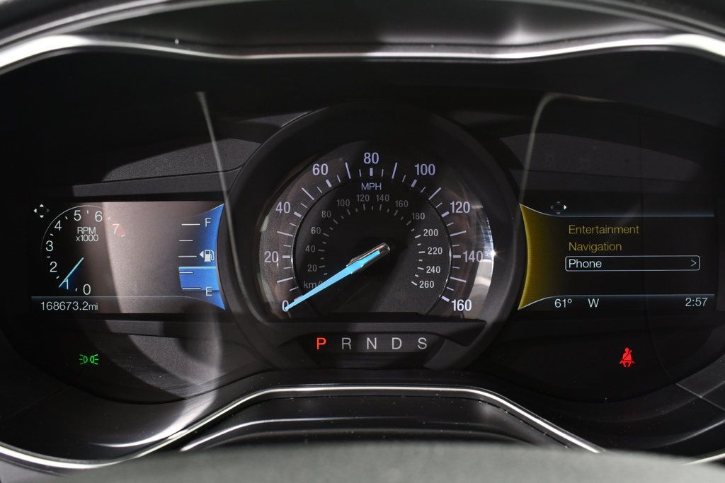 Used 2018 Ford Fusion Titanium AWD/4WD image 26