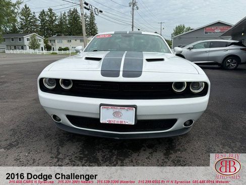 Used 2016 Dodge Challenger SXT w/ Blacktop Package RWD image 8