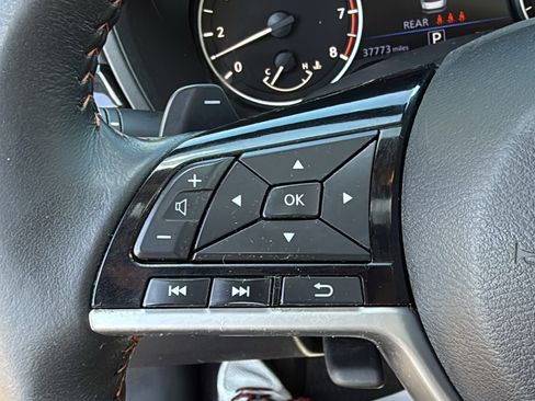 Certified 2023 Nissan Altima 2.5 SR w/ SR Premium Package FWD image 10