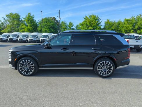 Used 2026 Hyundai Palisade Calligraphy AWD/4WD image 3