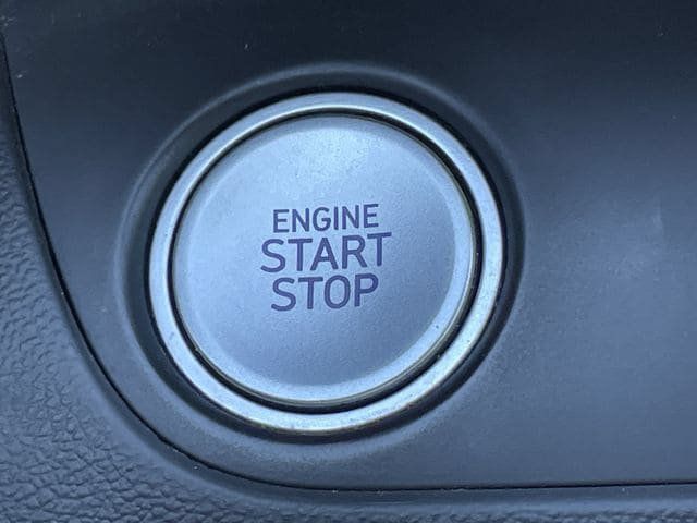Used 2024 Hyundai Elantra SEL w/ Convenience Package FWD image 21