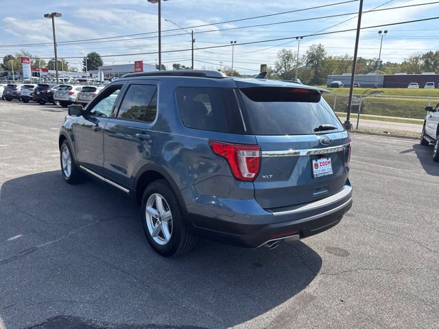 Used 2018 Ford Explorer XLT w/ Equipment Group 202A FWD image 6