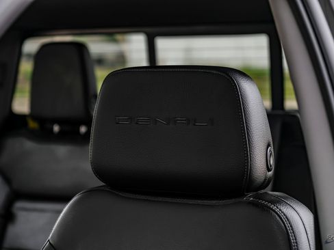 Used 2021 GMC Sierra 1500 Denali w/ Denali Ultimate Package image 40