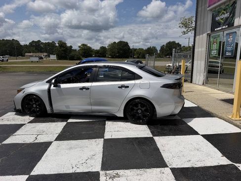 Used 2020 Toyota Corolla SE FWD image 7