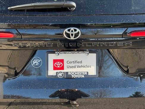 Certified 2026 Toyota Grand Highlander Limited AWD/4WD image 47