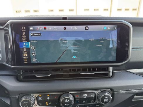 Used 2024 Jeep Wrangler High Altitude image 10