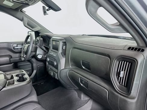 Used 2020 Chevrolet Silverado 1500 Custom w/ Custom Value Package image 26