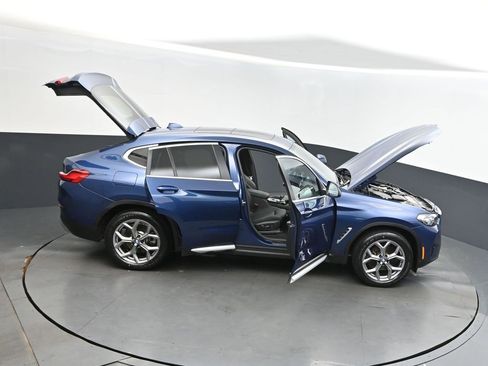 Certified 2025 BMW X4 xDrive30i image 48