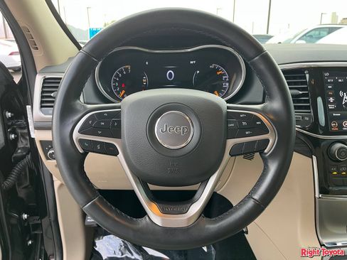 Used 2022 Jeep Grand Cherokee Laredo E RWD image 21