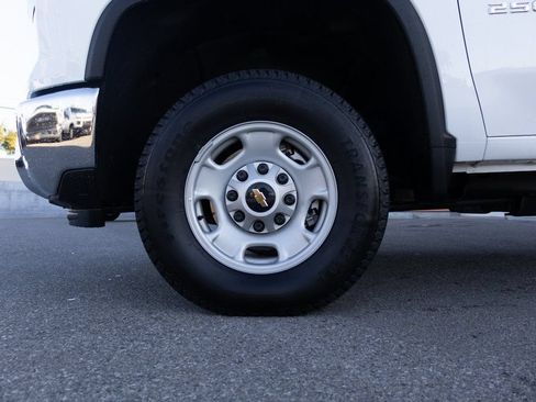 Used 2024 Chevrolet Silverado 2500 W/T w/ WT Convenience Package AWD/4WD image 9