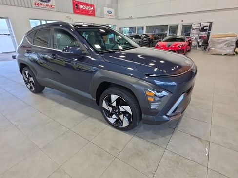 Used 2024 Hyundai Kona Limited AWD/4WD image 5