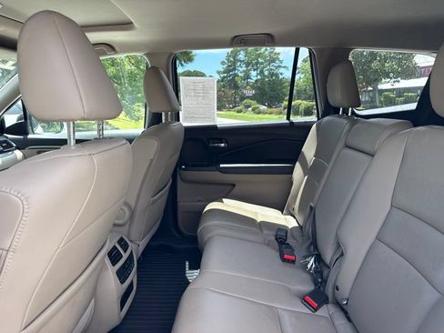 Used 2018 Honda Pilot EX-L image 19