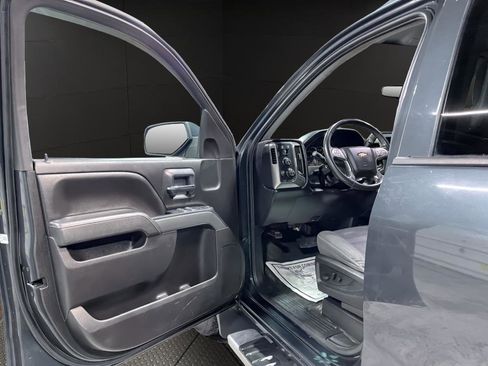 Used 2018 Chevrolet Silverado 1500 LT w/ All Star Edition image 18