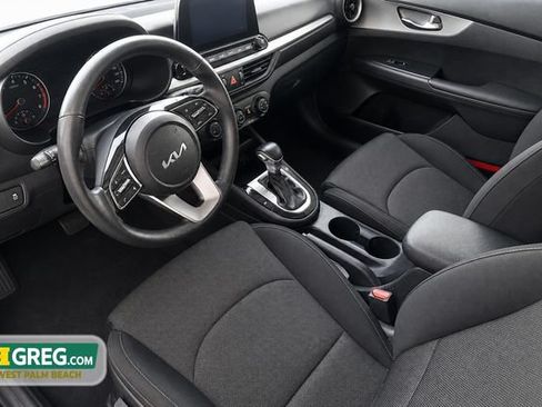 Used 2024 Kia Forte LXS FWD image 7