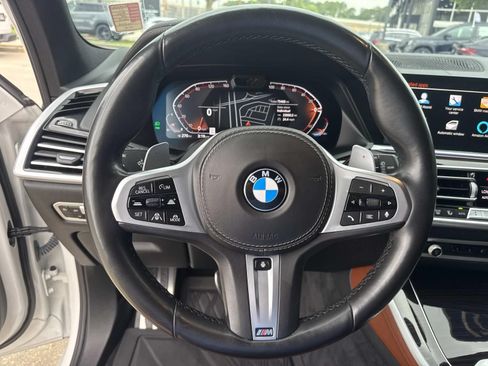 Used 2021 BMW X5 xDrive40i w/ M Sport Package AWD/4WD image 22
