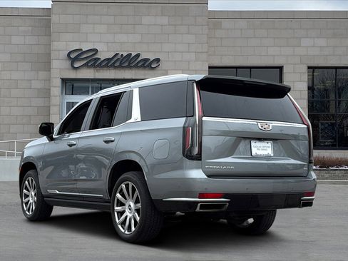 Certified 2024 Cadillac Escalade Premium Luxury Platinum AWD/4WD image 4
