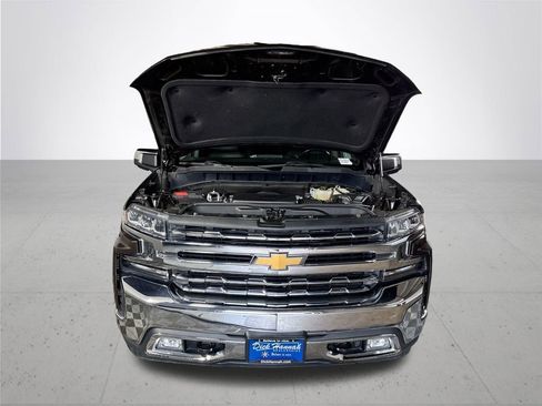 Used 2019 Chevrolet Silverado 1500 LTZ w/ LTZ Convenience Package AWD/4WD image 22