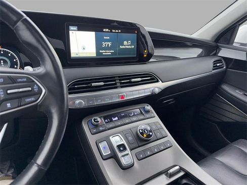 Used 2021 Hyundai Palisade Limited image 18