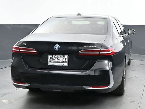 Used 2024 BMW i5 eDrive40i w/ M Sport Package image 6