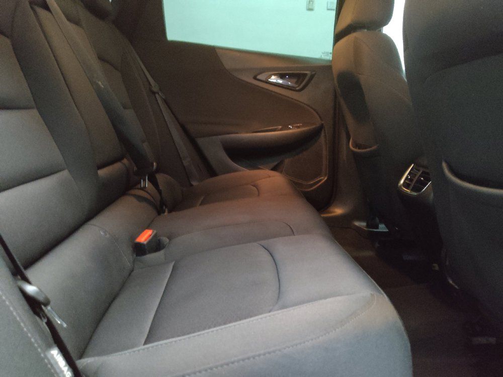 Used 2018 Chevrolet Malibu LT FWD image 19