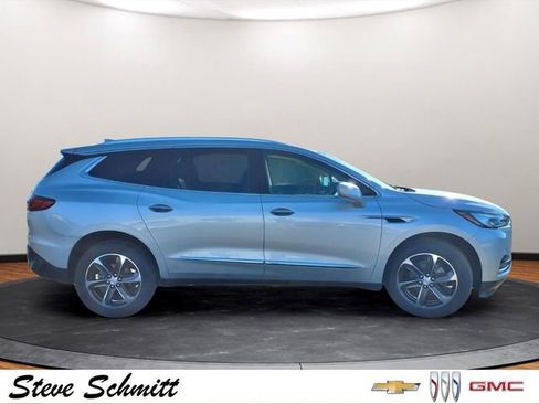 Used 2019 Buick Enclave Essence FWD image 29