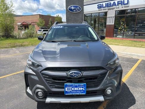 Used 2023 Subaru Outback Limited AWD/4WD image 3