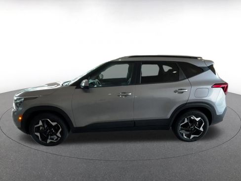 Used 2025 Kia Seltos S image 9