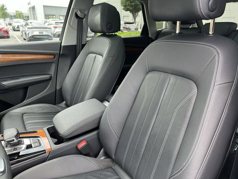 Certified 2023 Audi Q5 2.0T Premium Plus w/ Premium Plus Package AWD/4WD image 16