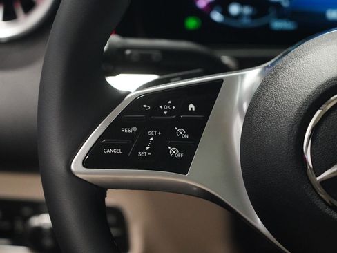 New 2026 Mercedes-Benz GLB 250 4MATIC image 19