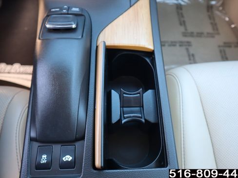 Used 2015 Lexus RX 450h AWD image 20