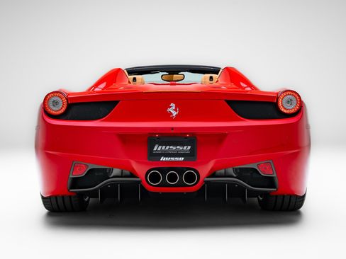 Used 2014 Ferrari 458 Spider RWD image 5