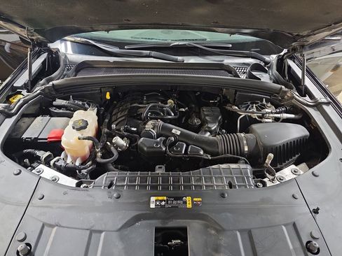 Used 2024 Jeep Grand Cherokee L Limited w/ Luxury Tech Group II image 35