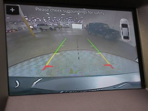 Used 2017 Ford Edge SEL w/ Equipment Group 201A AWD/4WD image 30