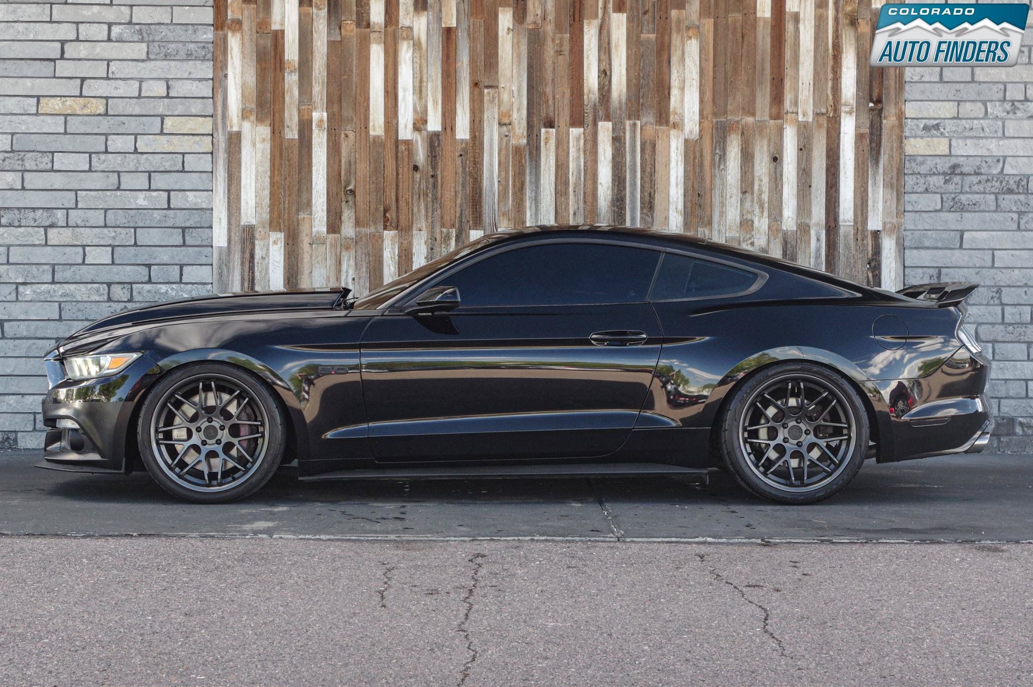 Used 2016 Ford Mustang GT w/ GT Performance Package RWD image 3