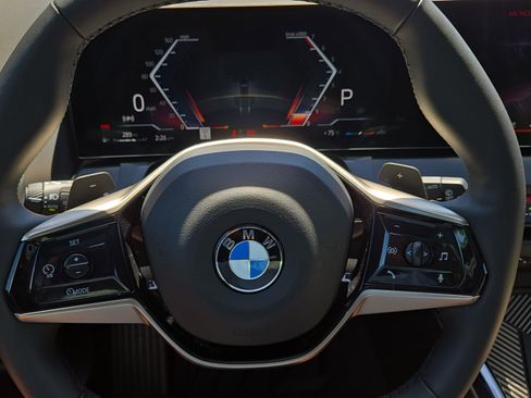 Used 2025 BMW X3 xDrive30i w/ Convenience Package AWD/4WD image 23