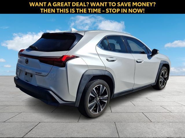 Used 2020 Lexus UX 200 w/ Accessory Package 2 FWD image 8