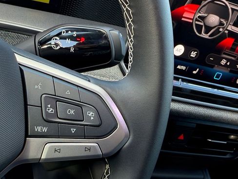 New 2025 Volkswagen Tiguan S image 13