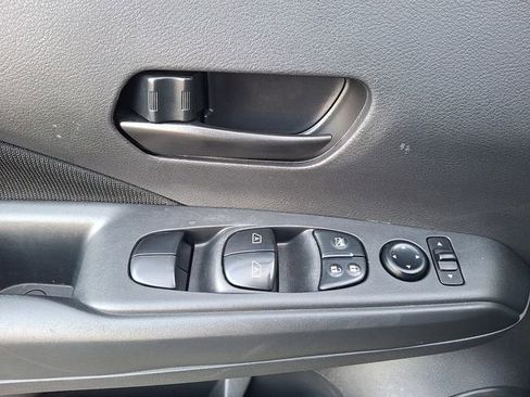 Used 2025 Nissan Kicks Play S FWD image 13