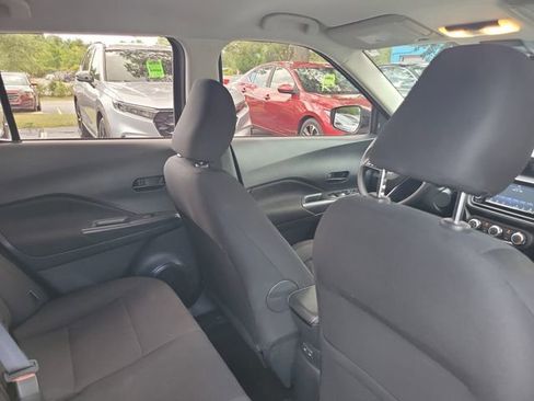 Used 2024 Nissan Kicks S FWD image 28