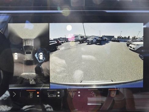 Used 2024 GMC Sierra 2500 Denali Ultimate image 30