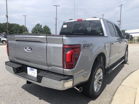 New 2025 Ford F150 Lariat w/ Equipment Group 502A High image 8