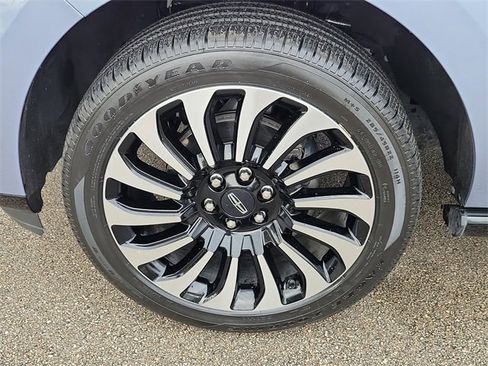 Certified 2023 Lincoln Navigator L Black Label image 9