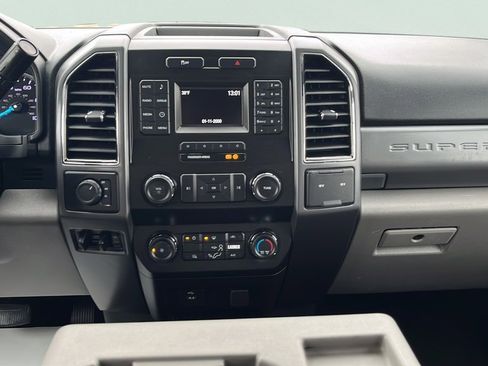 Used 2019 Ford F250 XLT image 10