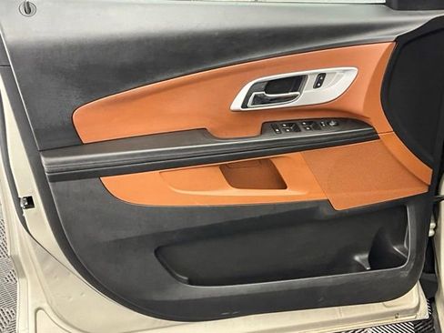 Used 2016 Chevrolet Equinox LTZ w/ Enhanced Convenience Package FWD image 14
