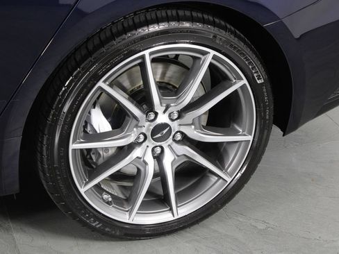 Used 2026 Genesis G70 2.5T Prestige RWD image 11