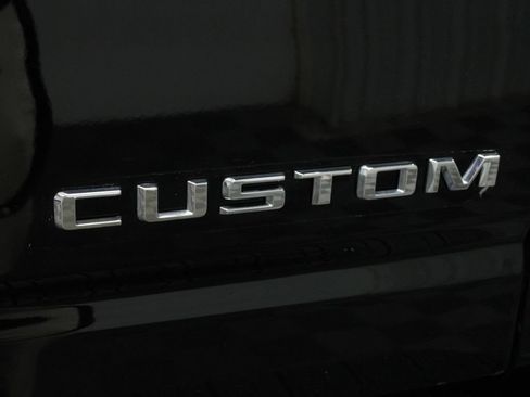 Used 2024 Chevrolet Silverado 2500 Custom AWD/4WD image 46